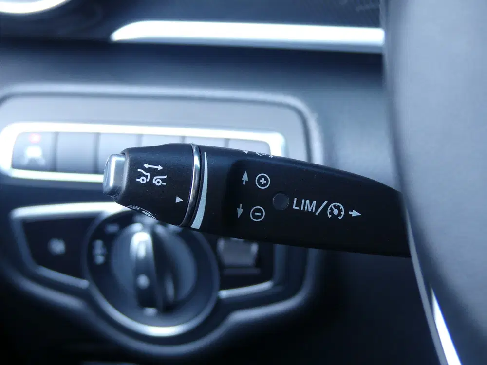 Mercedes-Benz V-Klasse 220d Lang Dubbel Cabine LED uit 2021, foto 12