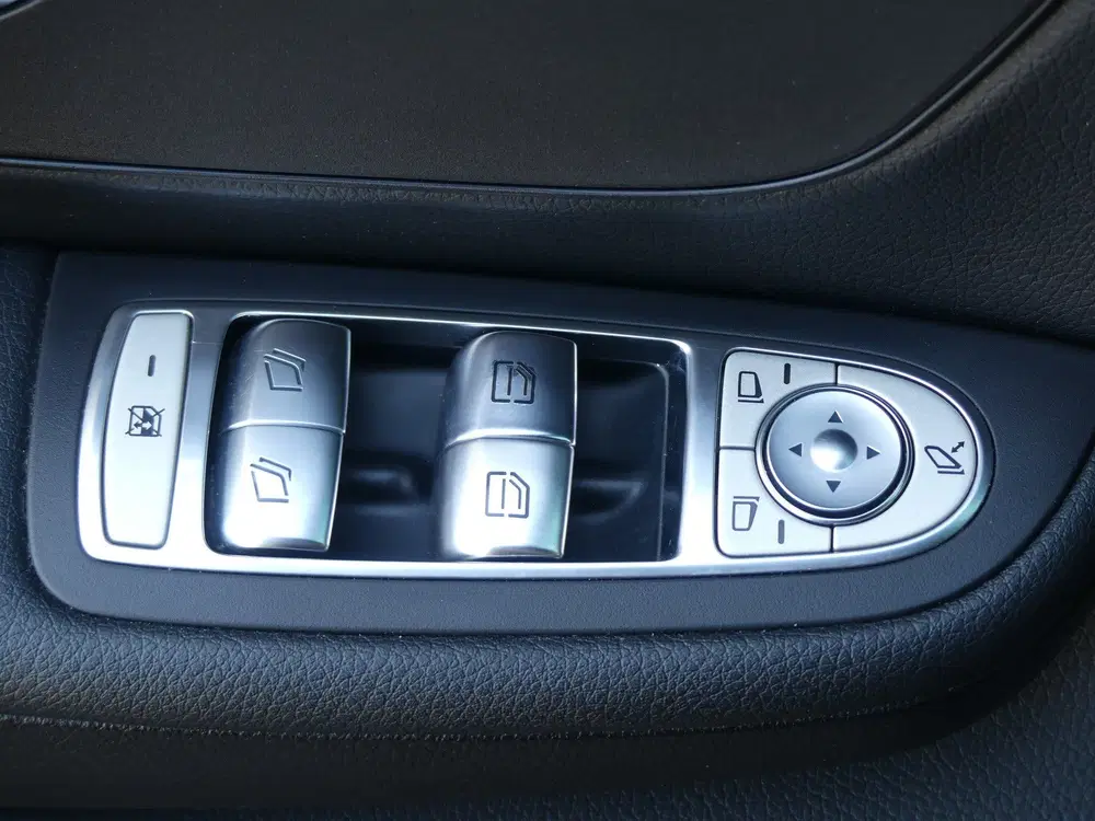 Mercedes-Benz V-Klasse 220d Lang Dubbel Cabine LED uit 2021, foto 9