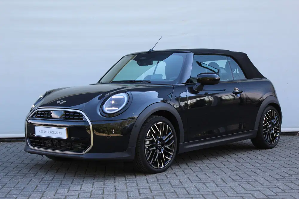 Mini Cabrio Cooper C Automaat uit 2025, foto 2