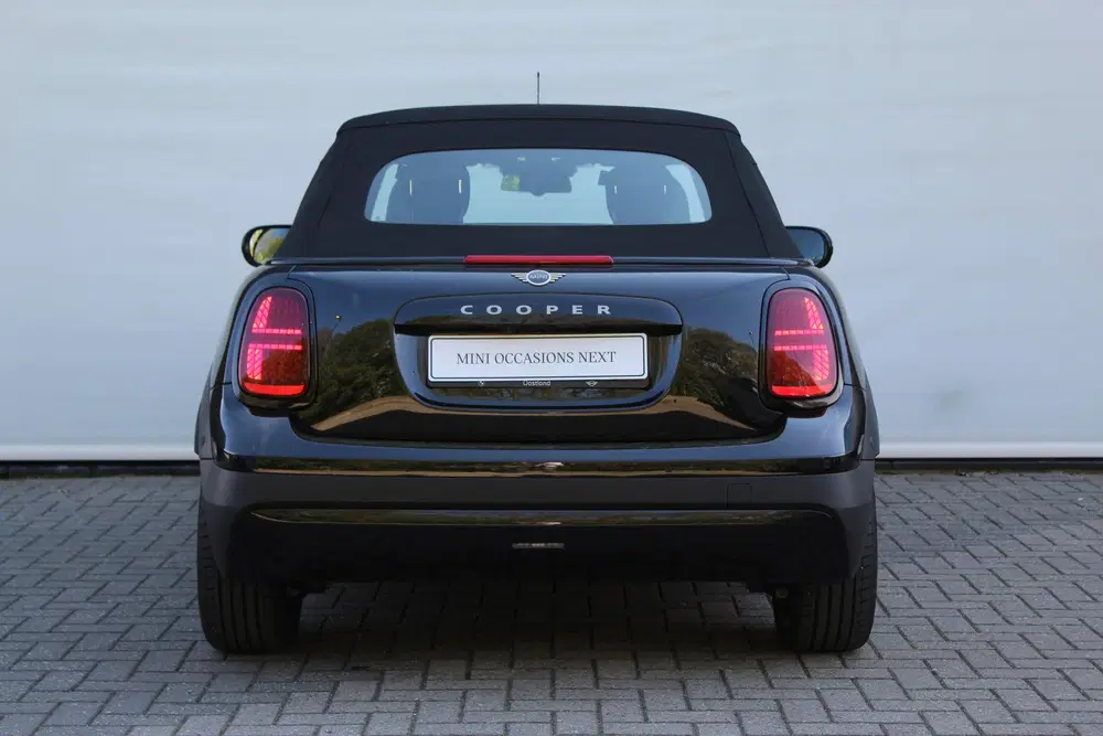 Mini Cabrio Cooper C Automaat uit 2025, foto 5