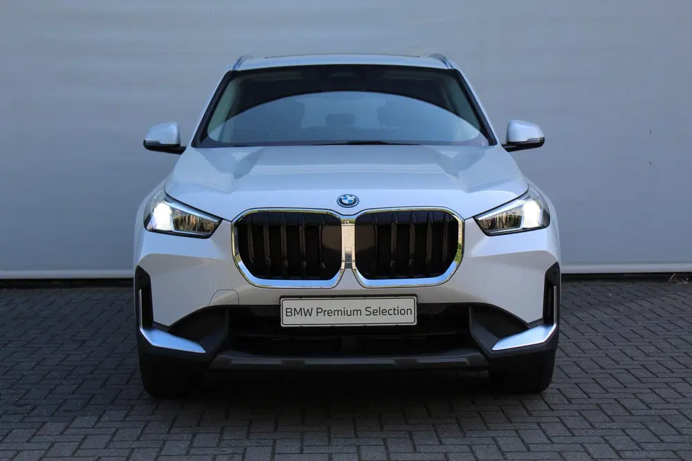 BMW X1 xDrive30e Automaat uit 2022, foto 2