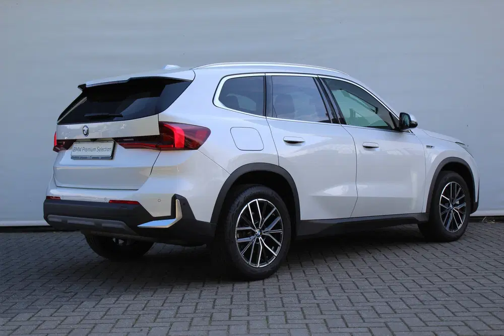 BMW X1 xDrive30e Automaat uit 2022, foto 5