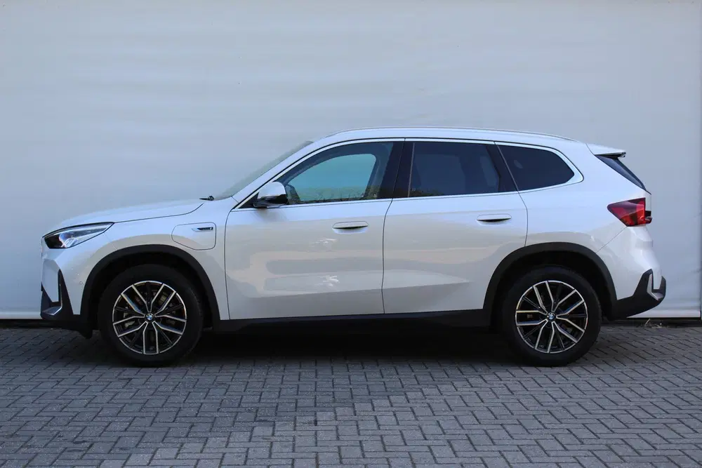 BMW X1 xDrive30e Automaat uit 2022, foto 7