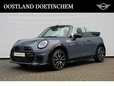 Mini Cabrio Cooper C Automaat uit 2025
