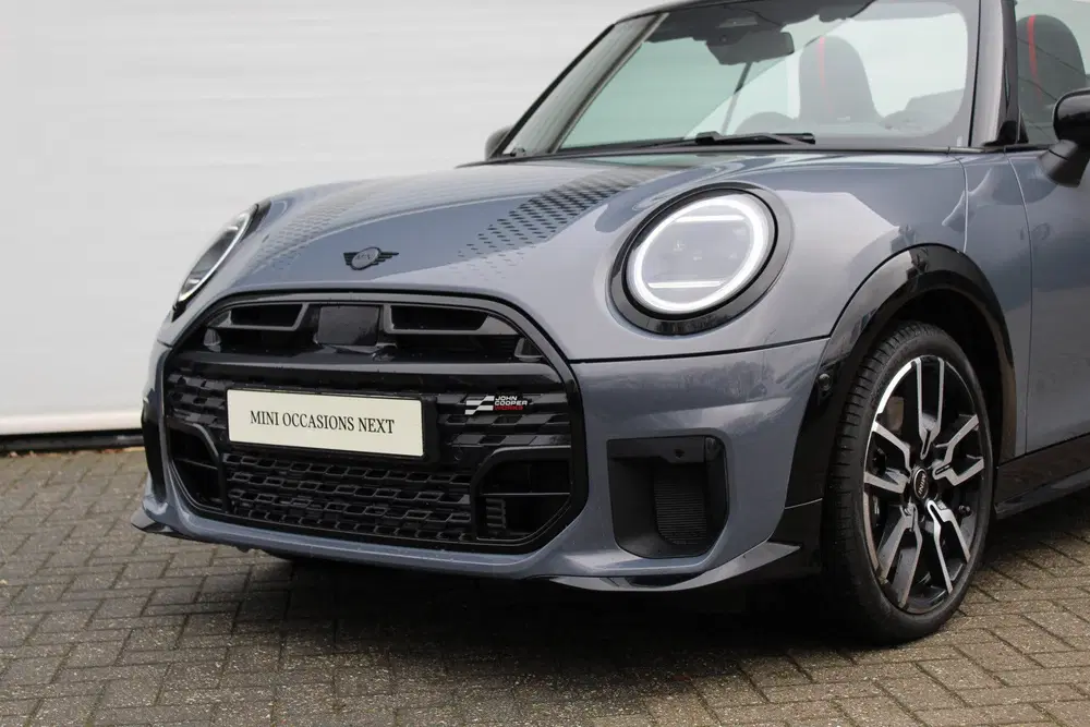 Mini Cabrio Cooper C Automaat uit 2025, foto 9