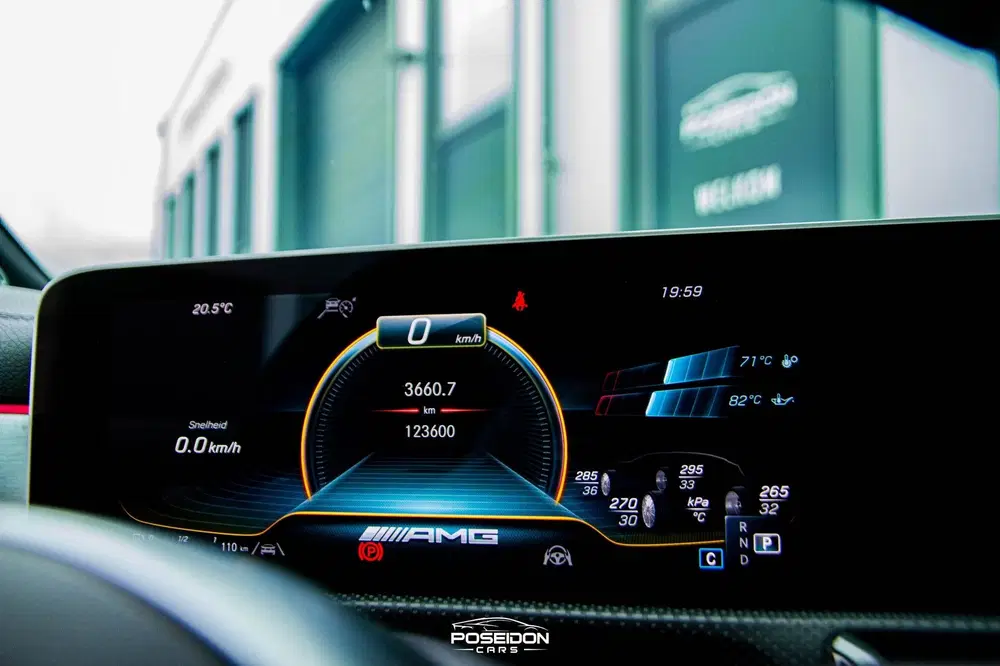 Mercedes-Benz A-Klasse AMG 45 S 4MATIC+ Edition 1 PANO uit 2020, foto 12