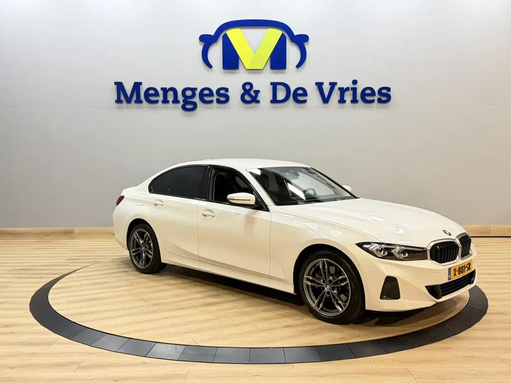 BMW 3-serie 320e Incl garantie uit 2024