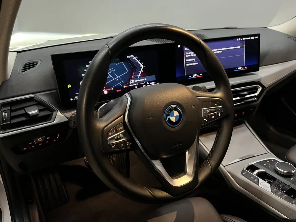 BMW 3-serie 320e Incl garantie uit 2024, foto 13