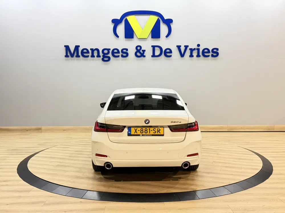 BMW 3-serie 320e Incl garantie uit 2024, foto 4