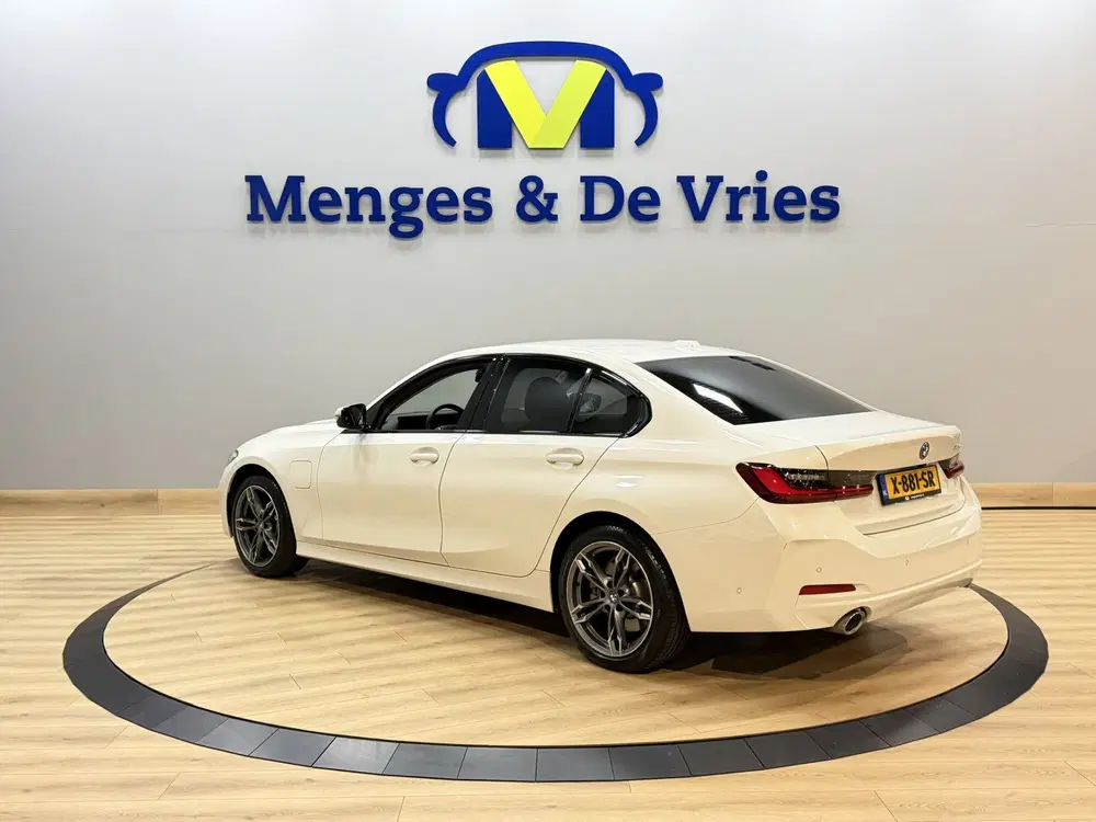 BMW 3-serie 320e Incl garantie uit 2024, foto 5