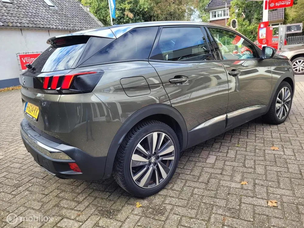 Peugeot 3008 1.2 PureTech Allure clima car play uit 2020, foto 5