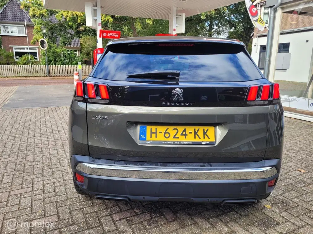 Peugeot 3008 1.2 PureTech Allure clima car play uit 2020, foto 6