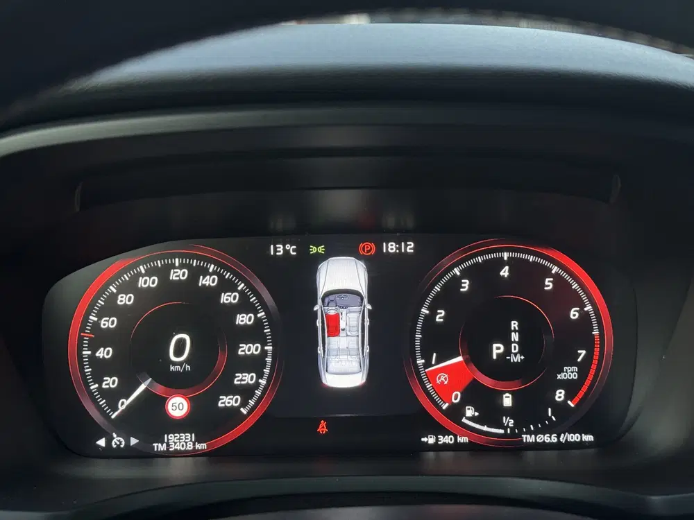 Volvo S60 2.0 B4 Inscription H&K uit 2021, foto 11
