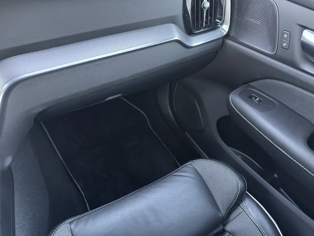 Volvo S60 2.0 B4 Inscription H&K uit 2021, foto 14