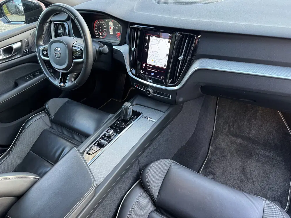 Volvo S60 2.0 B4 Inscription H&K uit 2021, foto 4
