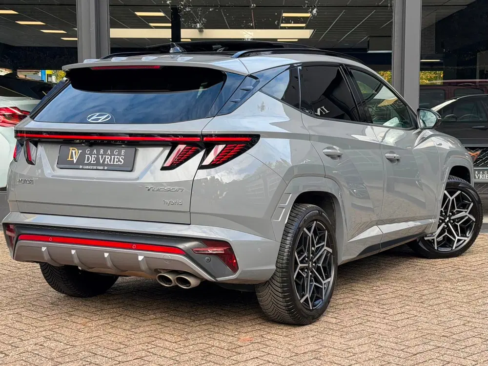 Hyundai TUCSON 1.6 T-GDI HEV N Line Sky Panoramadak Full uit 2023, foto 3