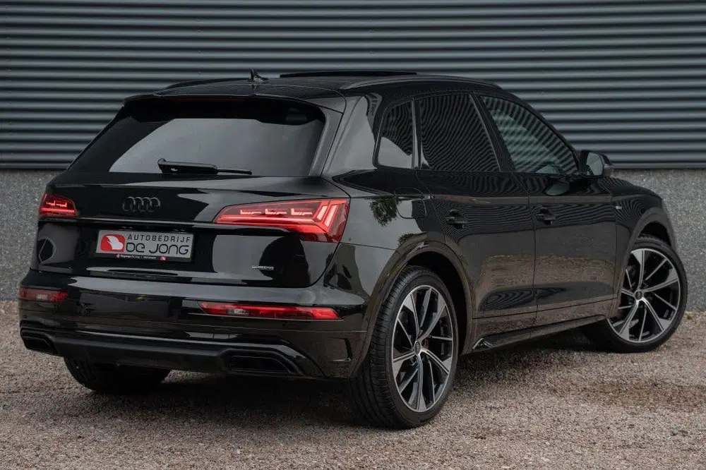 Audi Q5 50 TFSIe Competition 300PK uit 2023, foto 2