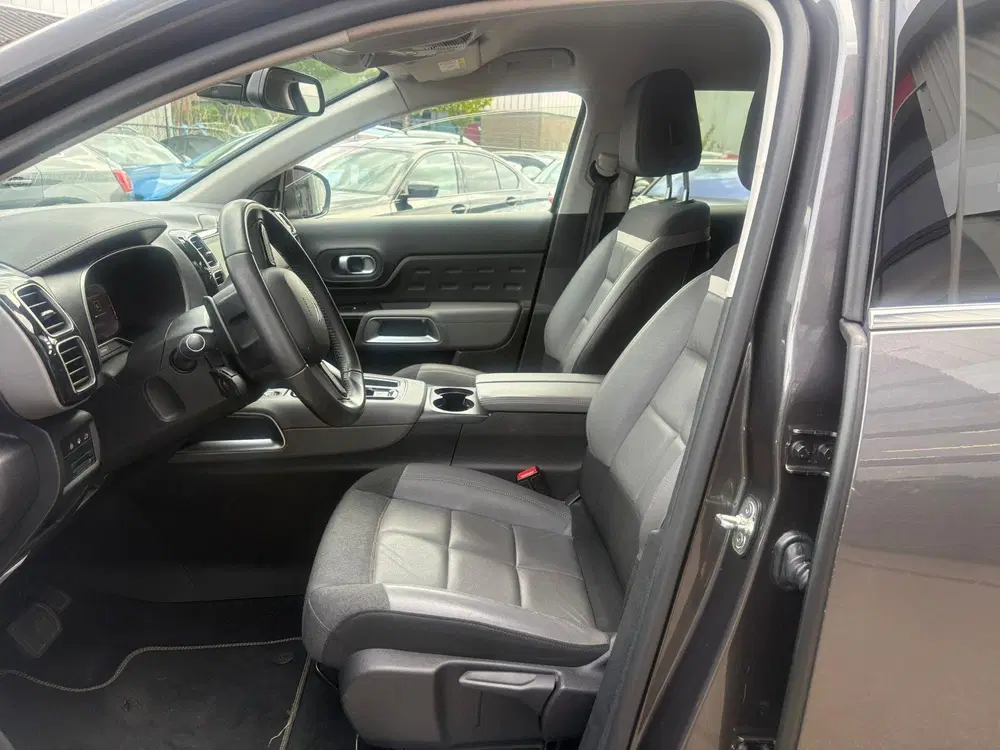Citroën C5 Aircross Citroen C5 Aircross 1.6 PureTech Business uit 2019, foto 10