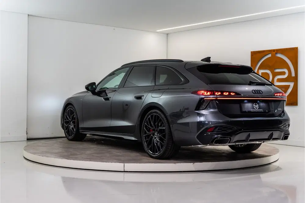 Audi A6 C9 e-hybrid 270KW Quattro S Edition Compet uit 2025, foto 3