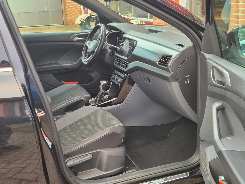 Volkswagen T-Cross 1.0 TSI R-Line 110PK 5drs AUTOMAAT clima uit 2021, foto 9