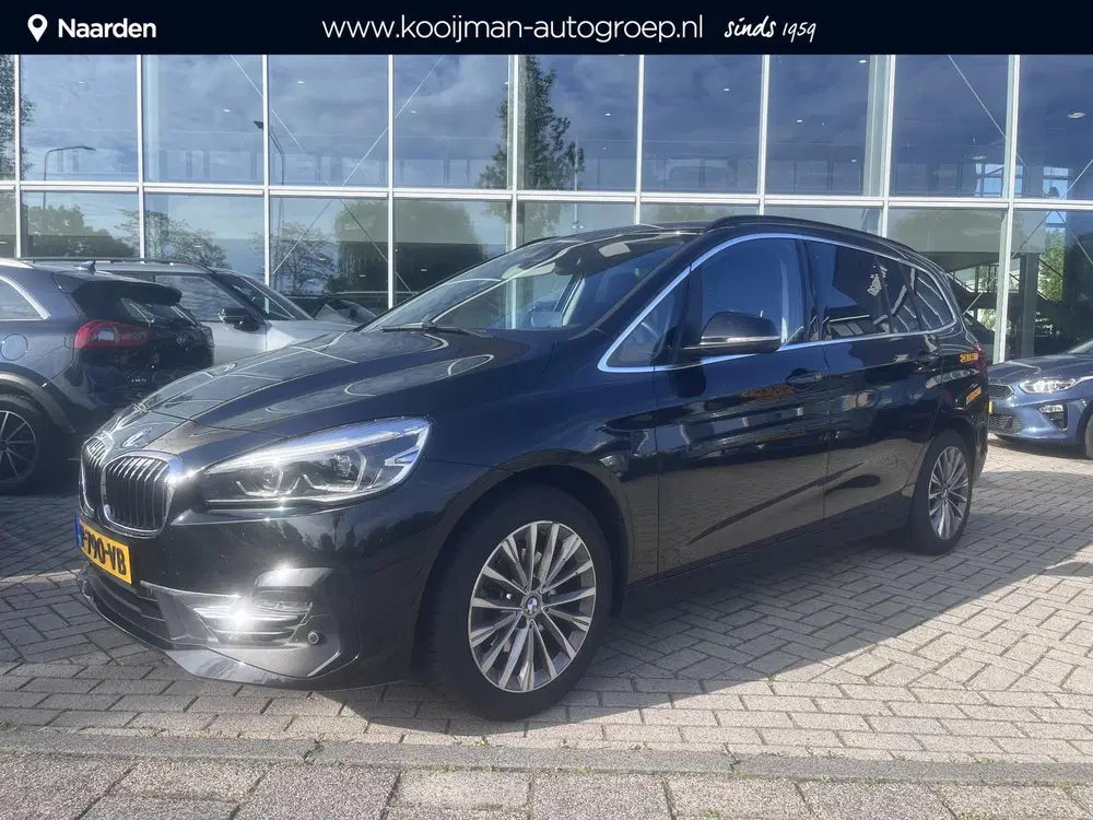 BMW 2-serie 216i 7p. Business Edition Plus uit 2022