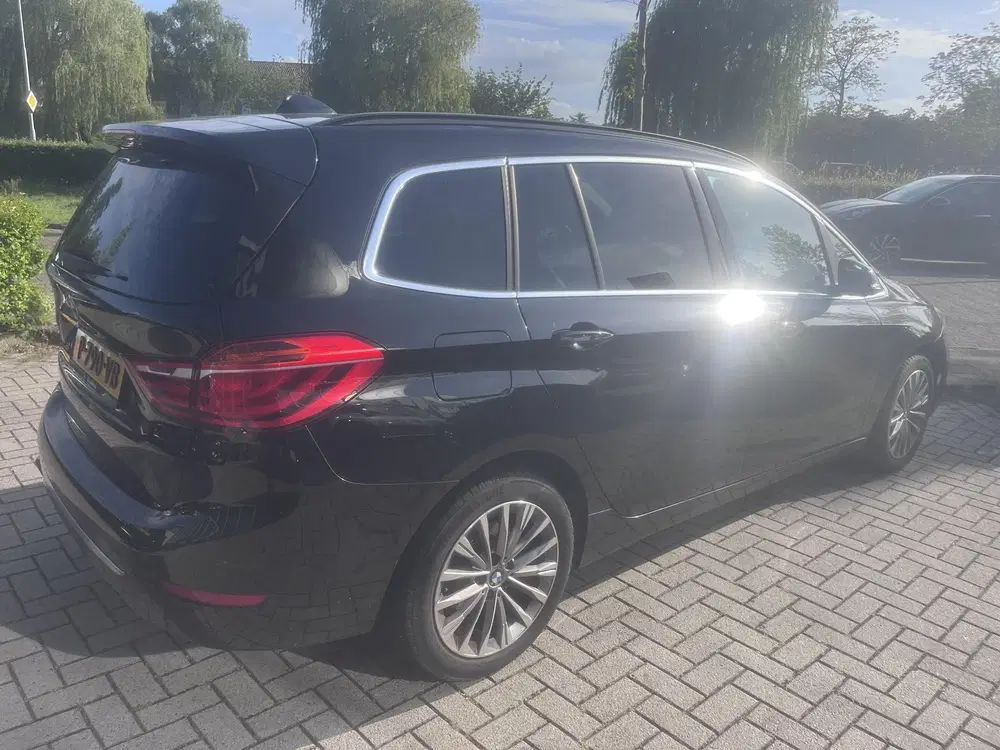 BMW 2-serie 216i 7p. Business Edition Plus uit 2022, foto 2