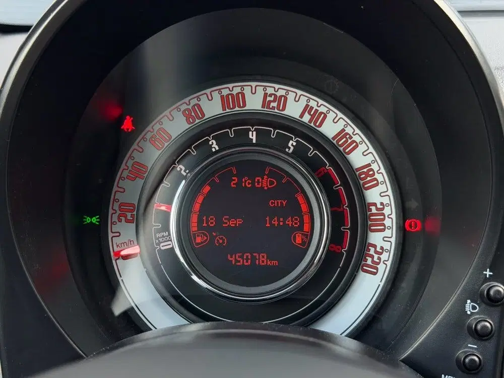 Fiat 500C 1.0 Hybrid Lounge *Navi*Cabrio*LM Velgen* uit 2021, foto 13
