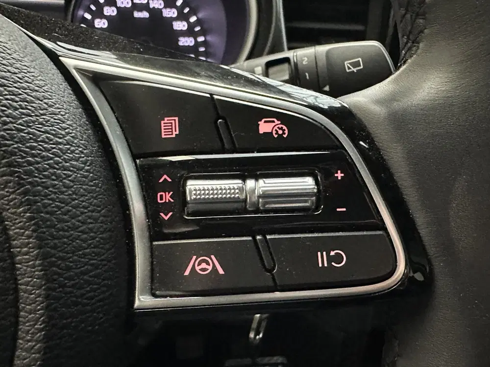Kia Ceed 1.5 T-GDi DynamicLine uit 2025, foto 9