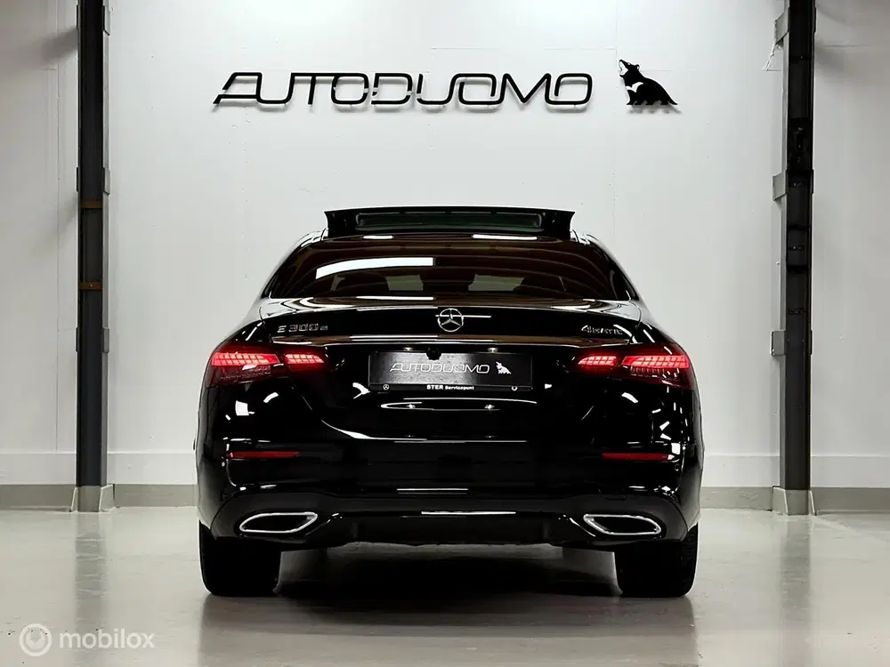 Mercedes-Benz E-Klasse Mercedes E-klasse 300 e 4MATIC AMG uit 2021, foto 7