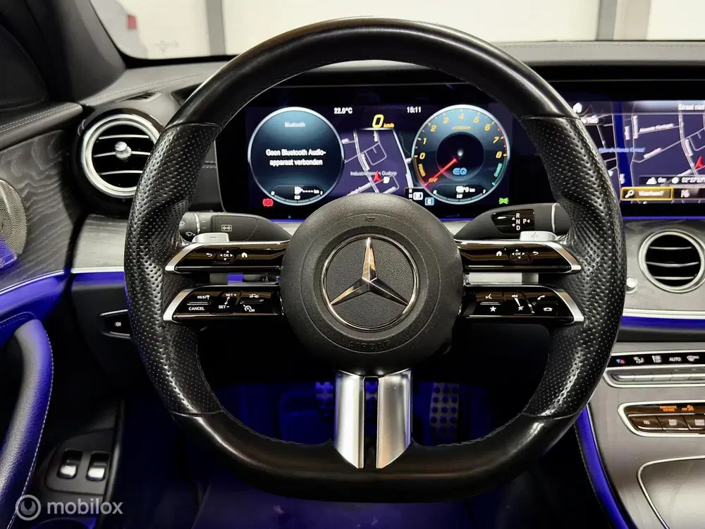Mercedes-Benz E-Klasse Mercedes E-klasse 300 e 4MATIC AMG uit 2021, foto 8