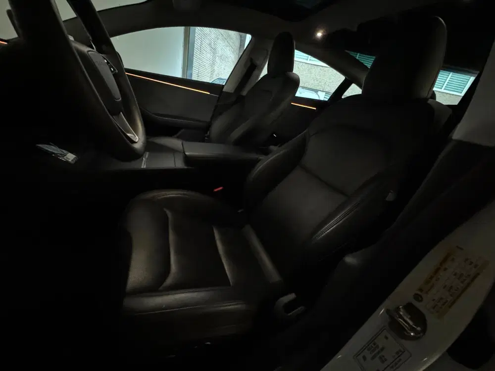 Tesla Model 3 RWD 60 kWh 94% Pano uit 2024, foto 10