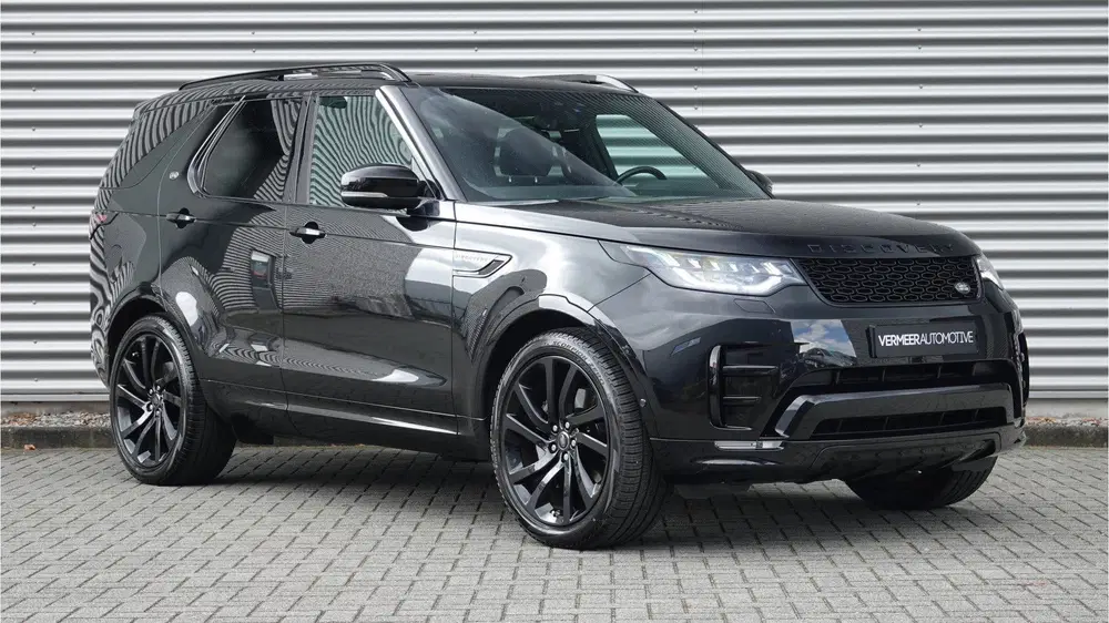 Land Rover Discovery 3.0 Sd6 Landmark Edition 7p. Black Opti uit 2019, foto 3