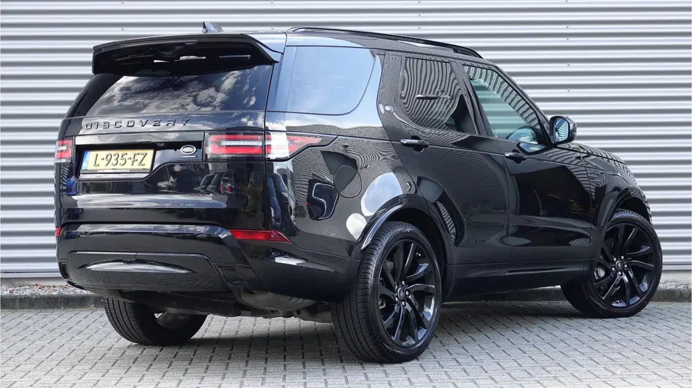 Land Rover Discovery 3.0 Sd6 Landmark Edition 7p. Black Opti uit 2019, foto 5