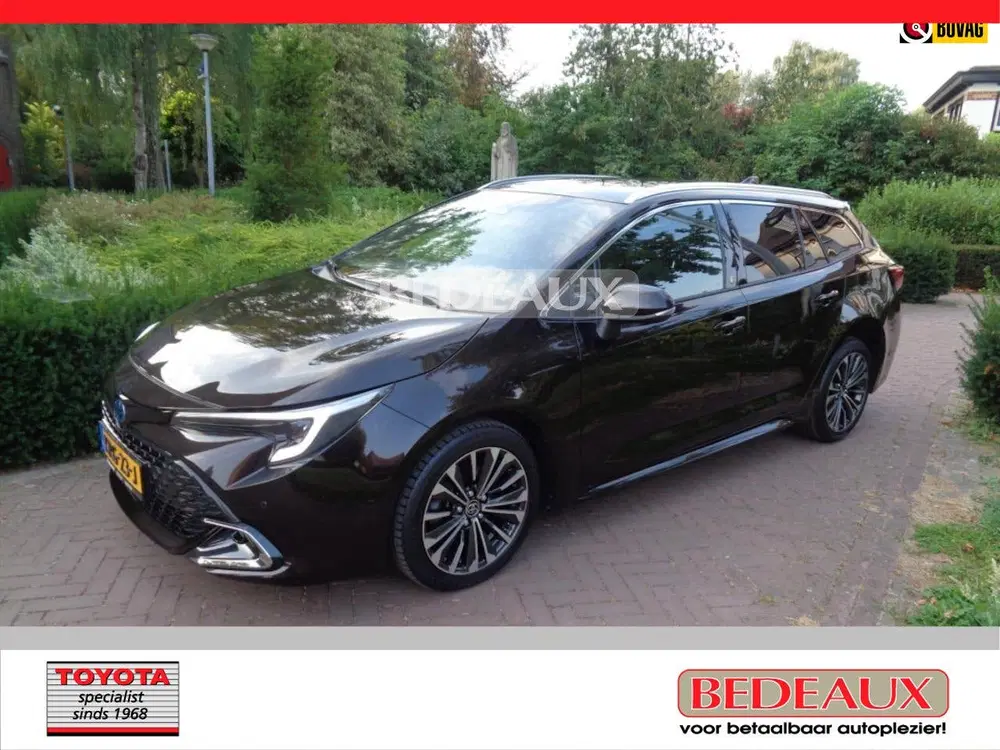 Toyota Corolla Hybrid 140 Dynamic Team Editio uit 2023