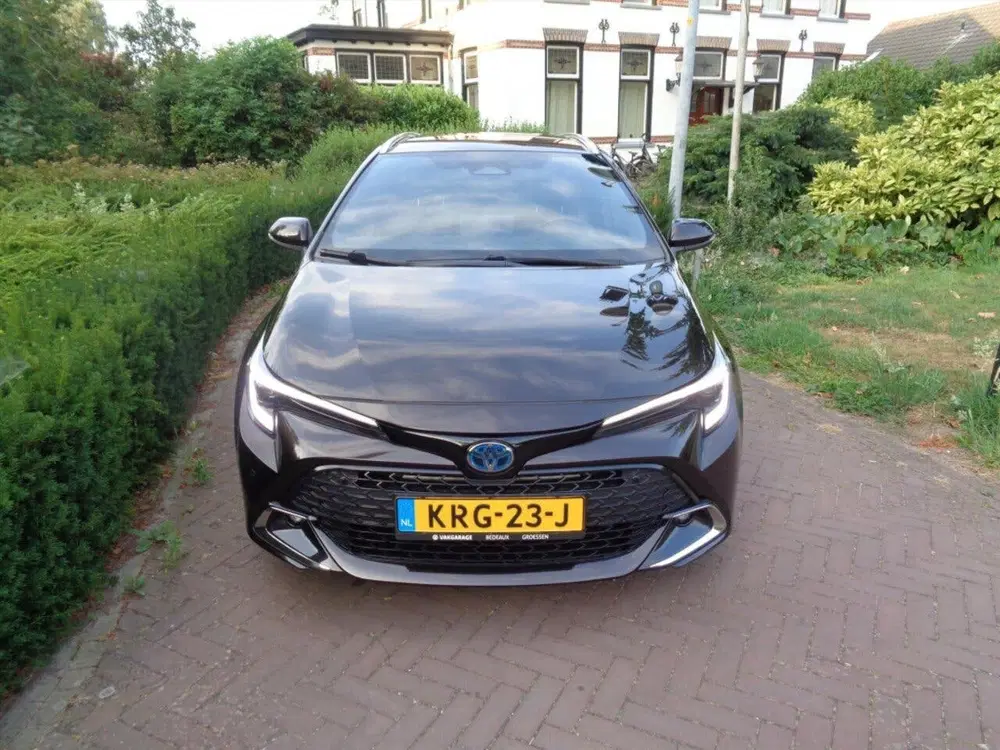Toyota Corolla Hybrid 140 Dynamic Team Editio uit 2023, foto 3