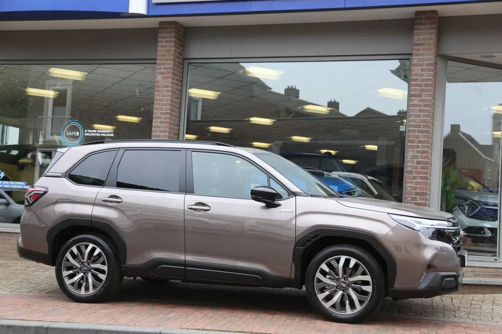 Subaru Forester 2.0i e-BOXER Premium Schuifdak Leer Navi C uit 2026, foto 2