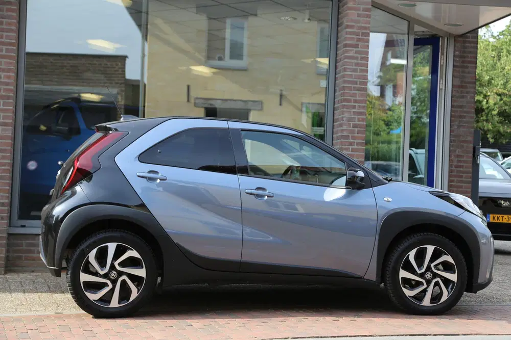 Toyota Aygo X 1.0 VVT-i MT Pulse Navi Carplay Camera ACC uit 2025, foto 2