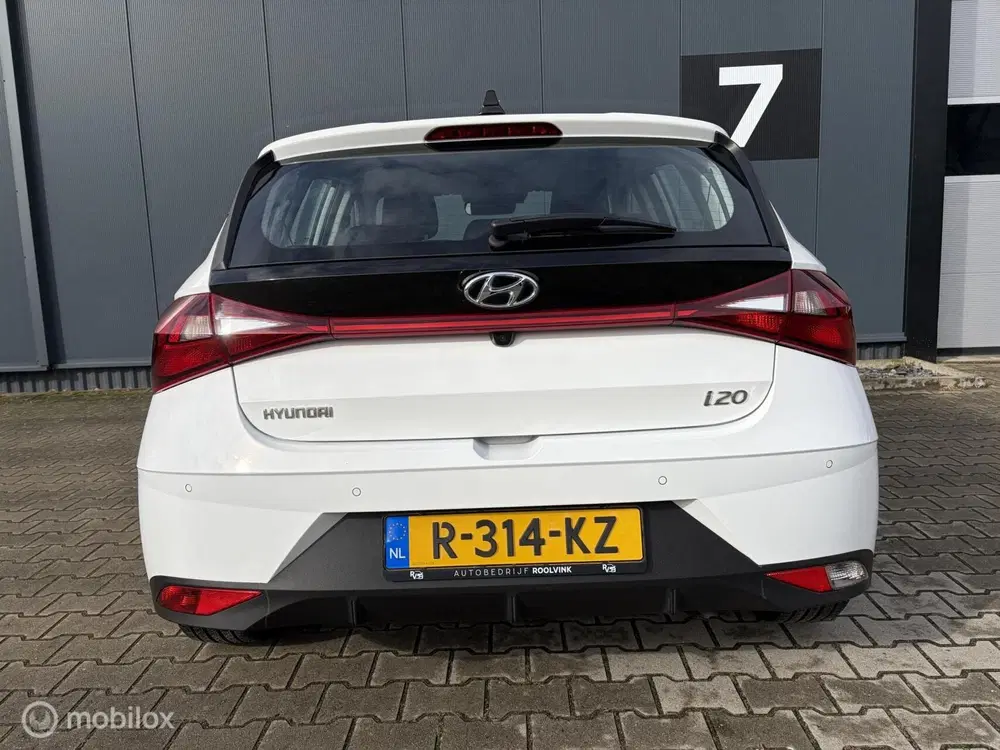 Hyundai i20 1.2 MPI Comfort Smart Navi Pdc Cruise Came uit 2022, foto 14