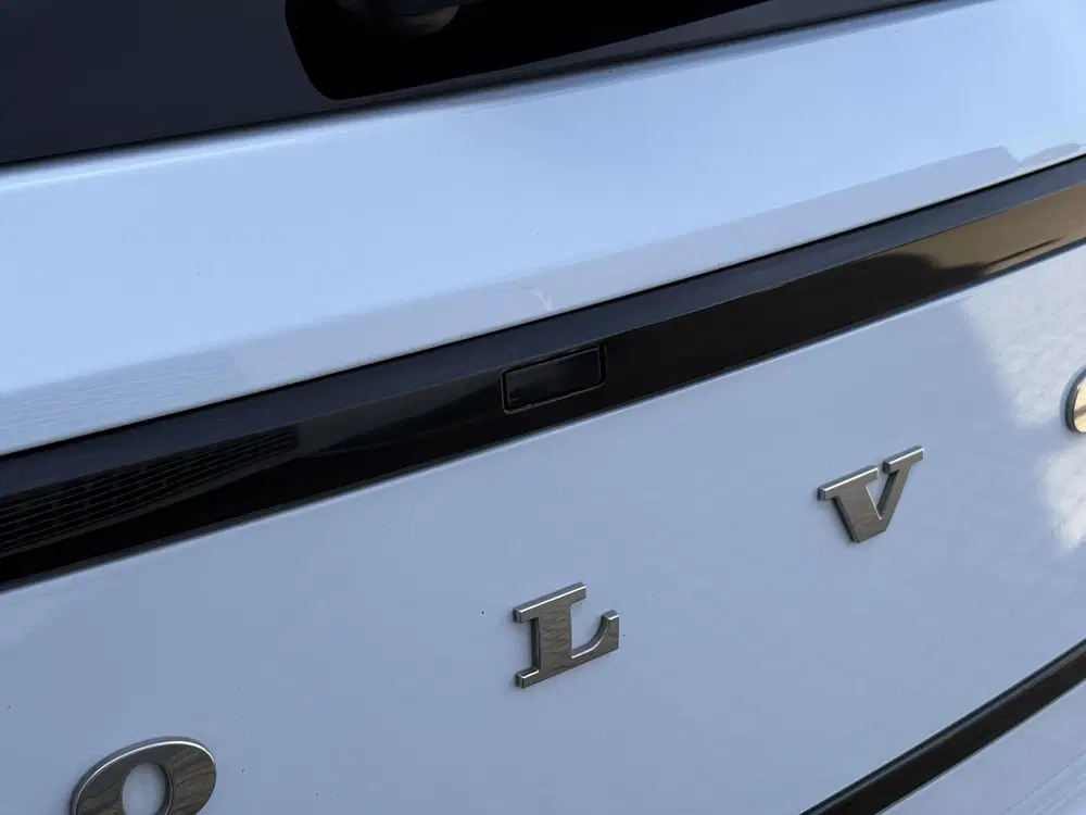 Volvo EX30 Single Motor Extended Range Plus 69 kWh uit 2024, foto 6
