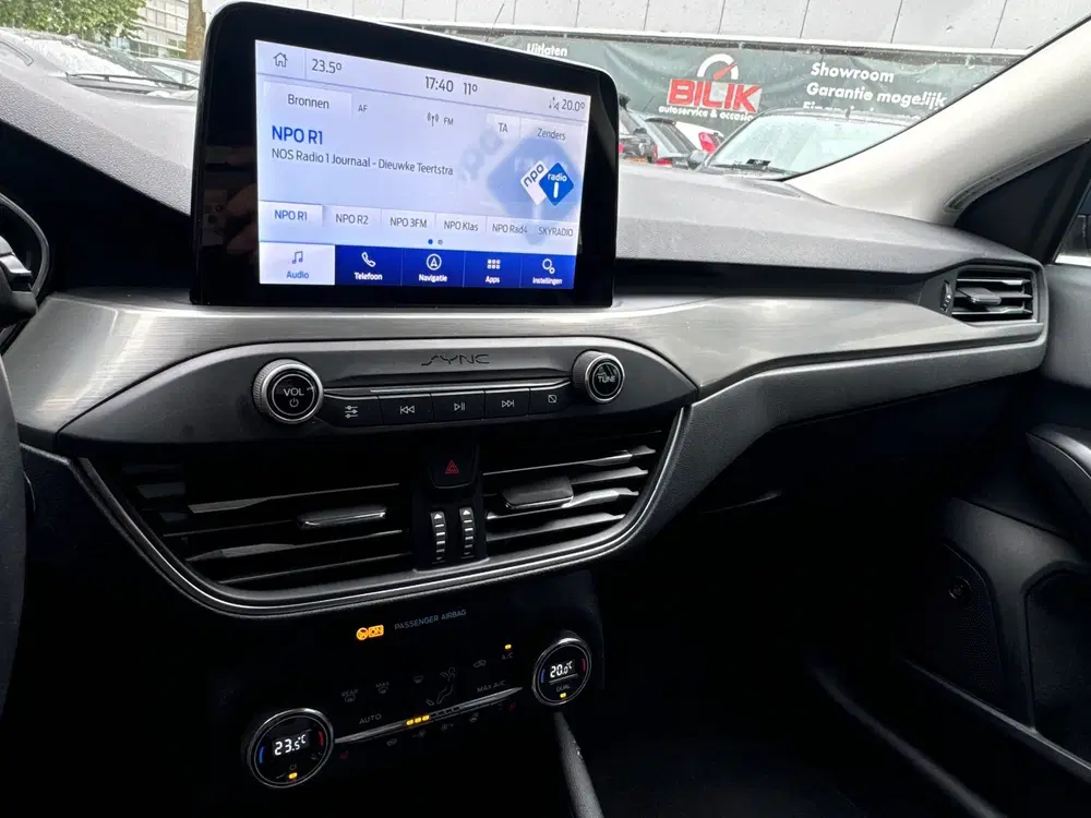 Ford Focus 1.0 EcoBoost Titanium Business uit 2019, foto 15