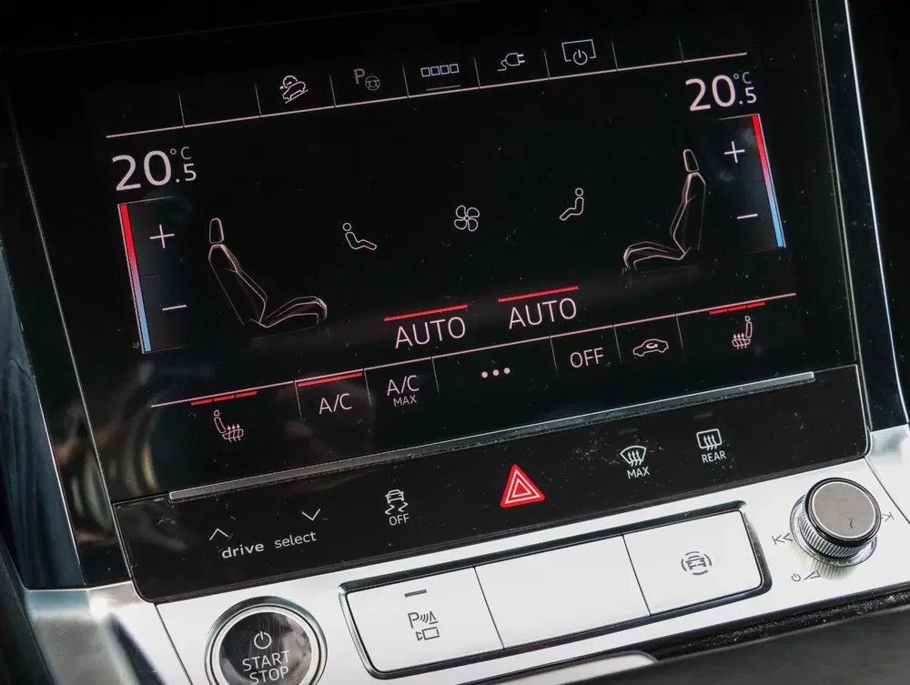 Audi Q8 e-tron 55 quattro S Edition 115 kWh 23 Inch uit 2023, foto 12