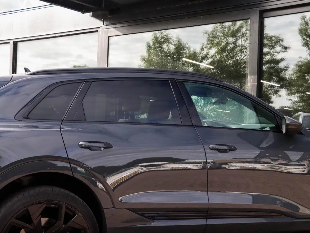 Audi Q8 e-tron 55 quattro S Edition 115 kWh 23 Inch uit 2023, foto 15