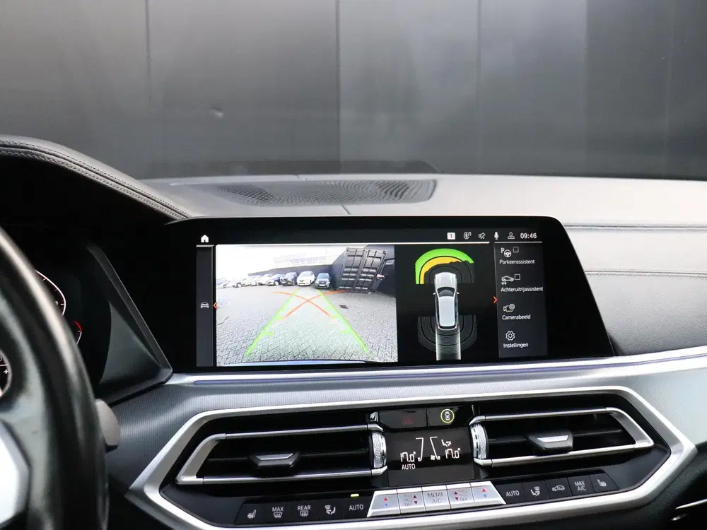 BMW X5 M50d High Executive uit 2020, foto 10