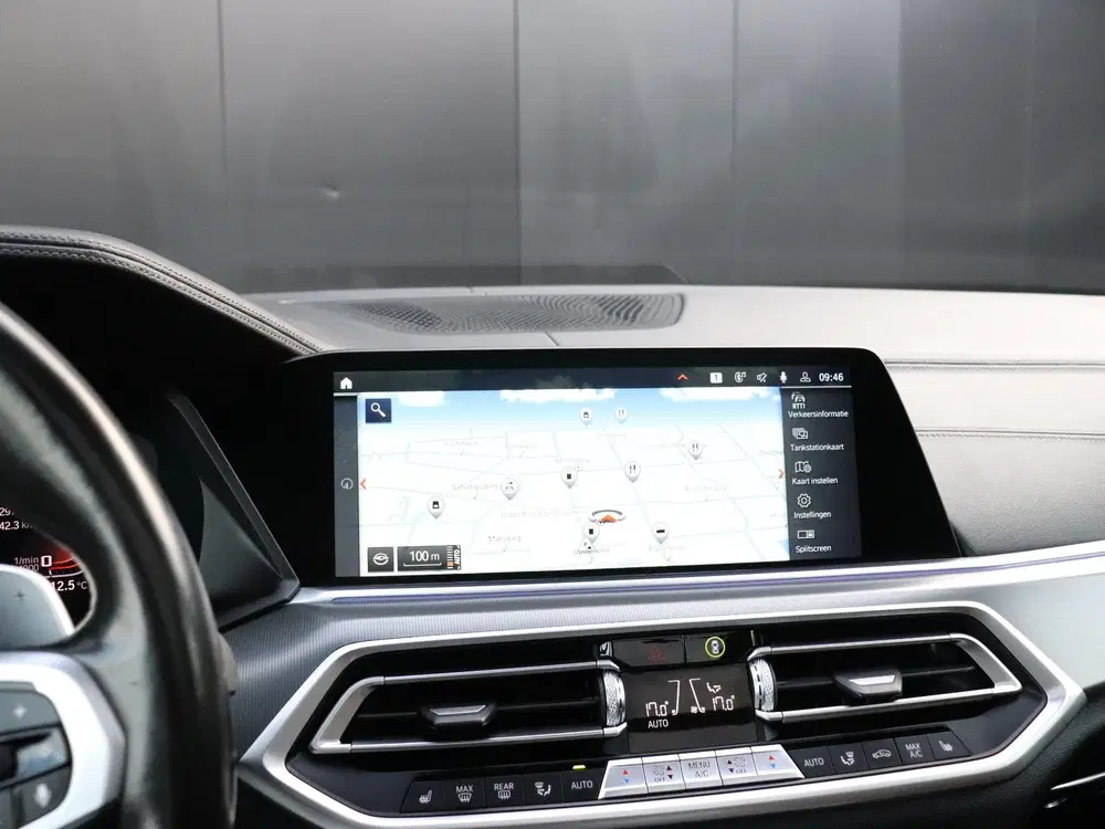BMW X5 M50d High Executive uit 2020, foto 8