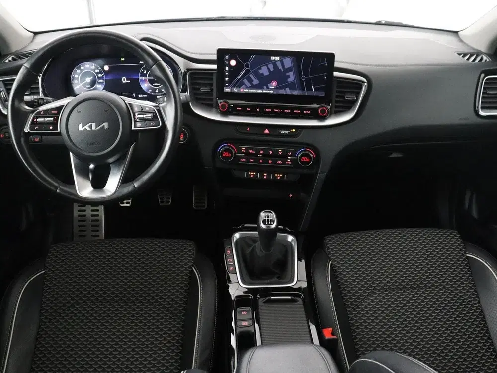 Kia Ceed 1.0 T-GDi ExecutiveLine uit 2024, foto 3