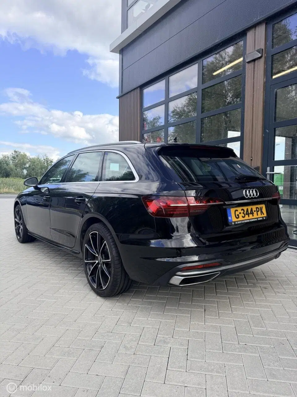 Audi A4 35 TFSI Launch S EDITION NAP uit 2019, foto 2