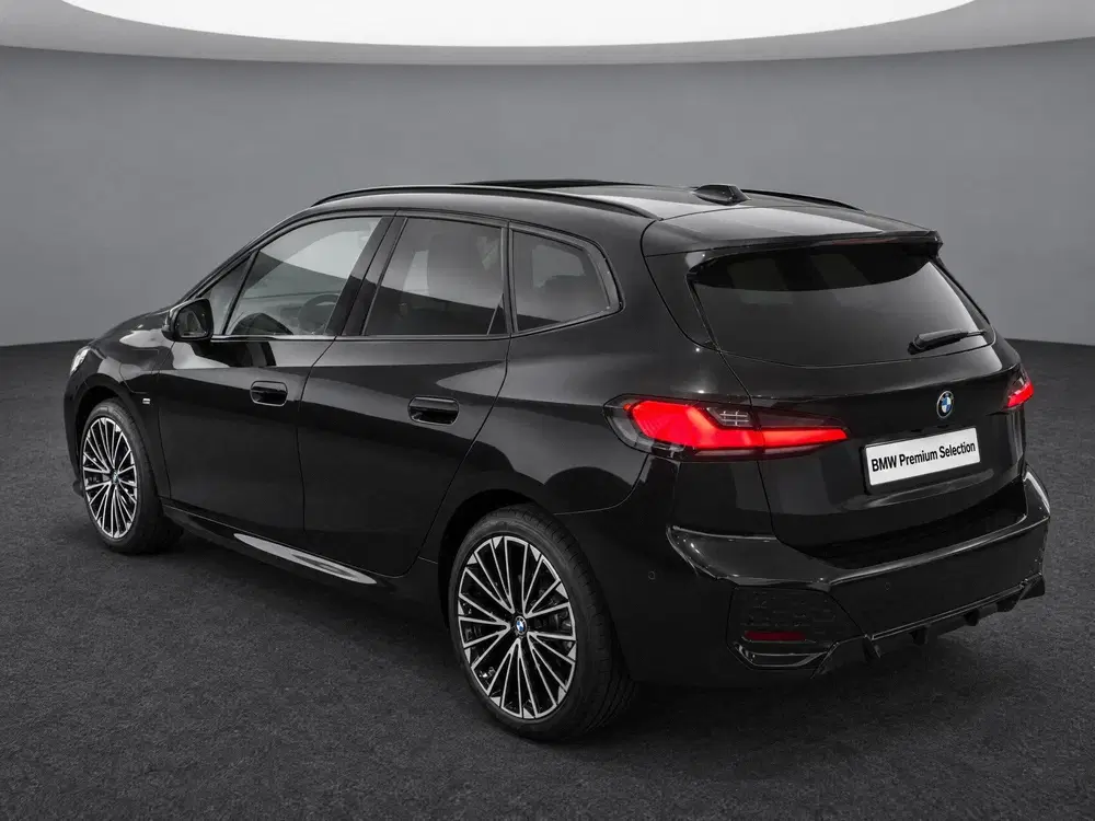 BMW 2-serie Active Tourer 230e xDrive M Sport Automaat uit 2025, foto 4