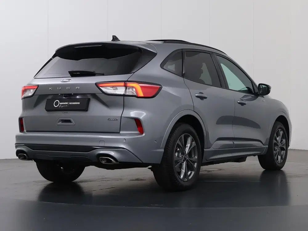 Ford Kuga 2.5 PHEV ST-Line uit 2022, foto 2