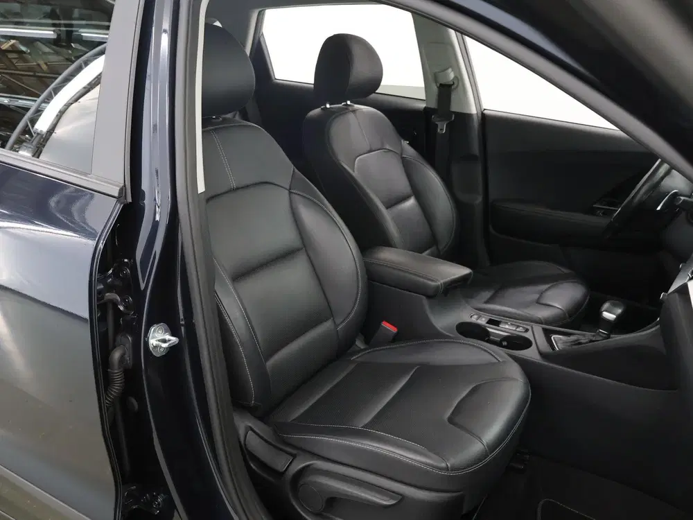Kia Niro 1.6 GDi Hybrid DynamicPlusLine uit 2021, foto 10