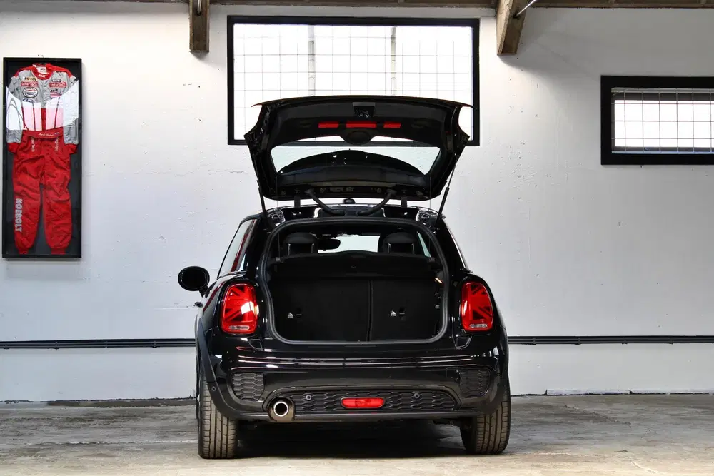 Mini John Cooper Works 1.5 Cooper Dalston Edition uit 2021, foto 10